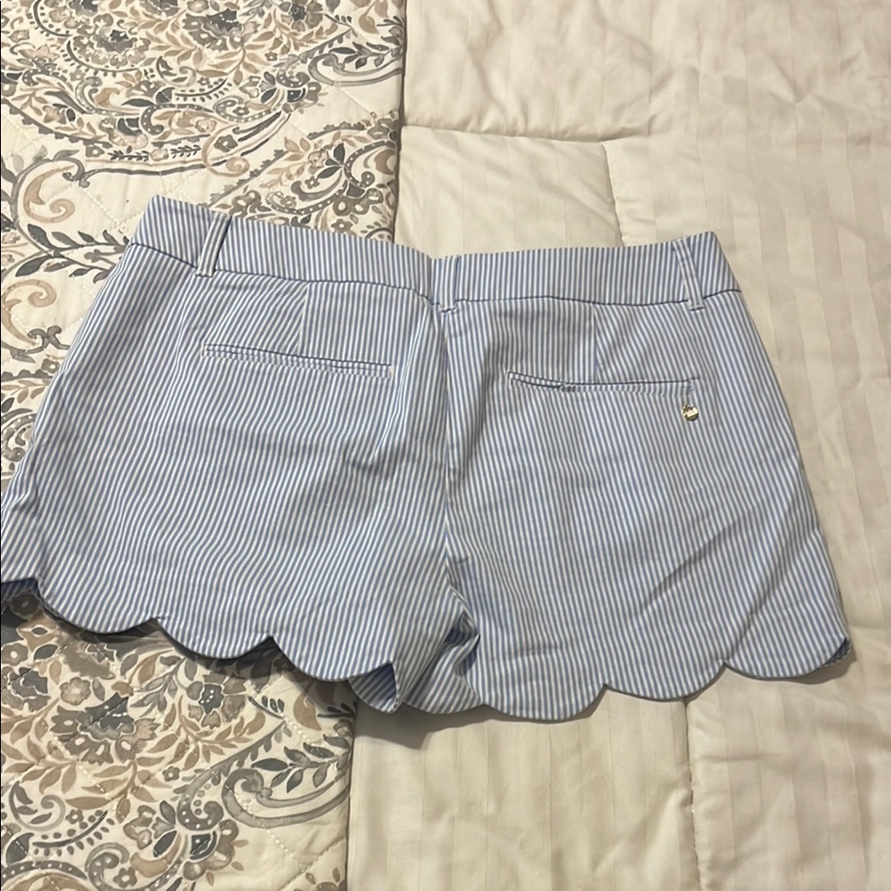 Crown & Ivy Blue High Waist Scalloped Shorts - Picture 3 of 4